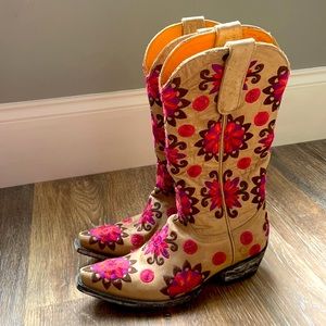 Old Gringo Floral embroidered boots